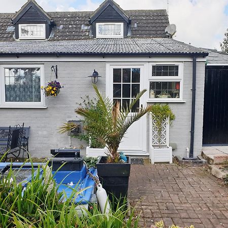 Miningsby Chesterton Cottage מראה חיצוני תמונה